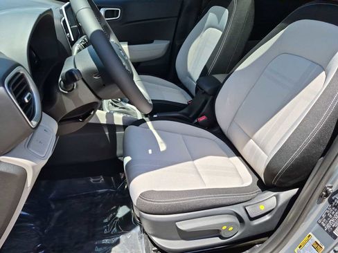 New 2026 Hyundai Venue SEL FWD image 16