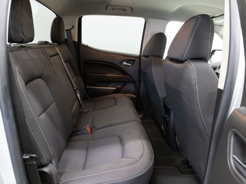Used 2016 Chevrolet Colorado LT AWD/4WD image 15