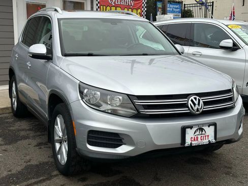 Used 2017 Volkswagen Tiguan Wolfsburg Edition image 3