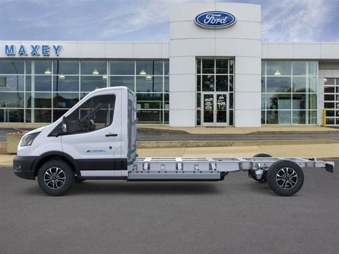 New 2026 Ford E-Transit w/ Fleet Safety Package RWD image 66