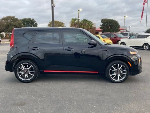 Used 2020 Kia Soul GT-Line w/ Option Group 015 FWD image 4