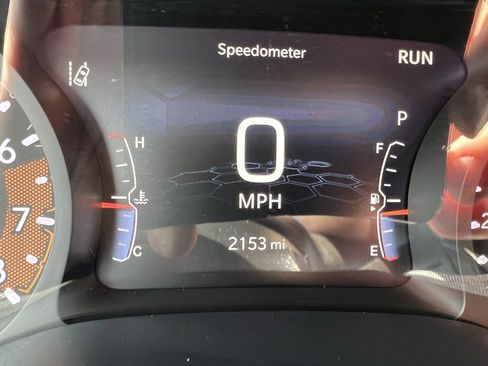 Used 2025 Jeep Compass Sport image 30