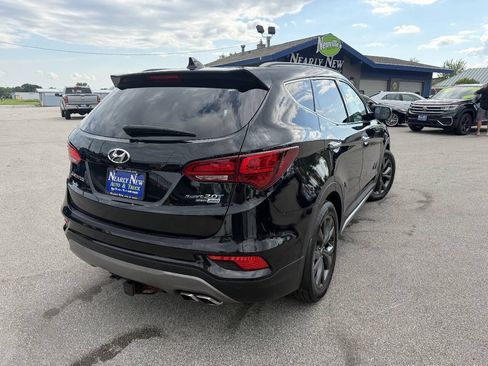 Used 2017 Hyundai Santa Fe Sport AWD/4WD image 5