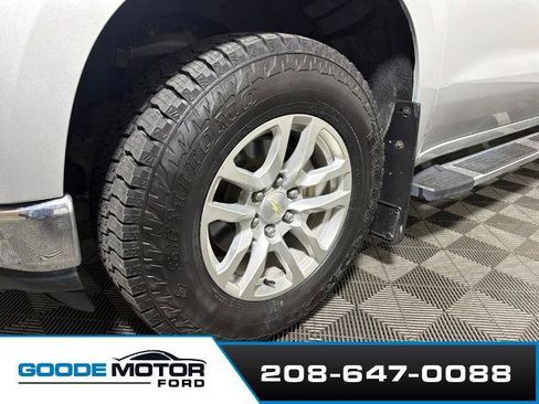 Used 2020 Chevrolet Silverado 1500 LT AWD/4WD image 26