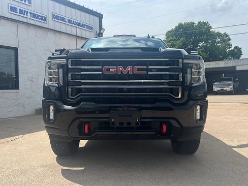 Used 2021 GMC Sierra 2500 AT4 w/ AT4 Premium Plus Package AWD/4WD image 5