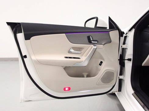 Certified 2025 Mercedes-Benz CLA 250 4MATIC image 18