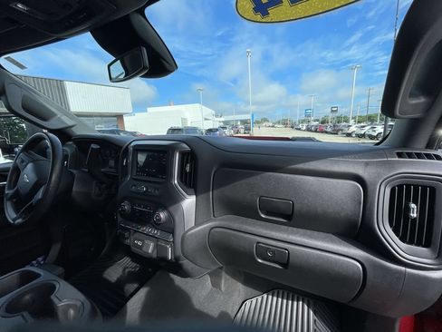 Certified 2024 Chevrolet Silverado 2500 Custom w/ Custom Convenience Package AWD/4WD image 22