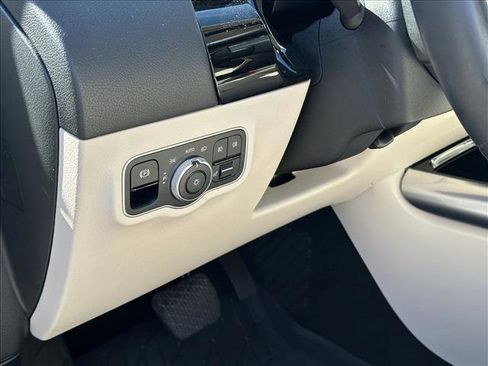 Used 2021 Mercedes-Benz GLA 250 image 19