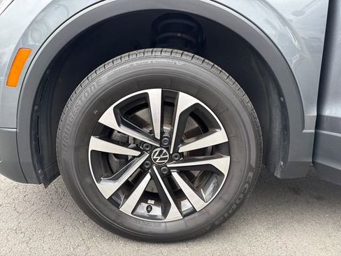 Used 2023 Volkswagen Tiguan S image 21