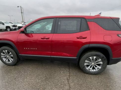 New 2026 Chevrolet Equinox LT w/ Safety and Technology Package FWD image 7