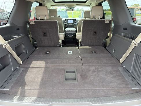 Used 2020 Ford Expedition XLT w/ Equipment Group 202A RWD image 12