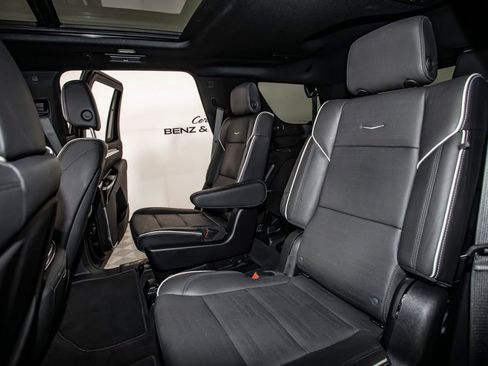 Used 2025 Cadillac Escalade Sport w/ LPO, ONYX Package AWD/4WD image 20