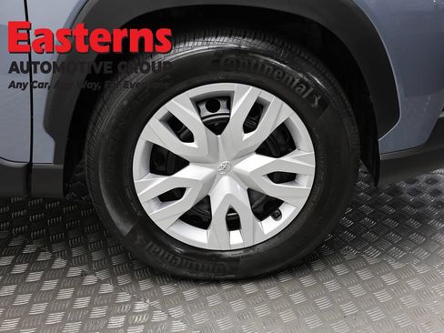 Used 2025 Toyota Corolla Cross L FWD image 29