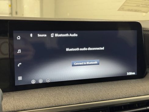 New 2026 Nissan Kicks SV image 34