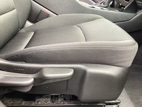 Used 2025 Chevrolet Malibu LT image 17