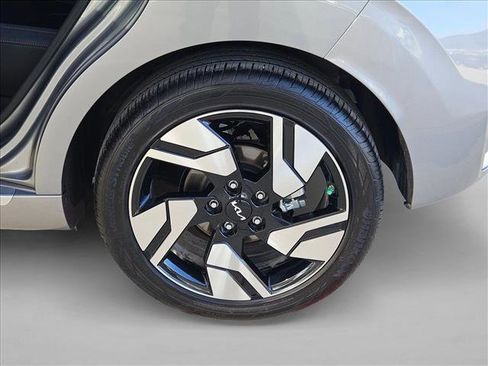 Used 2025 Kia Soul GT-Line w/ GT-Line Technology Package image 23