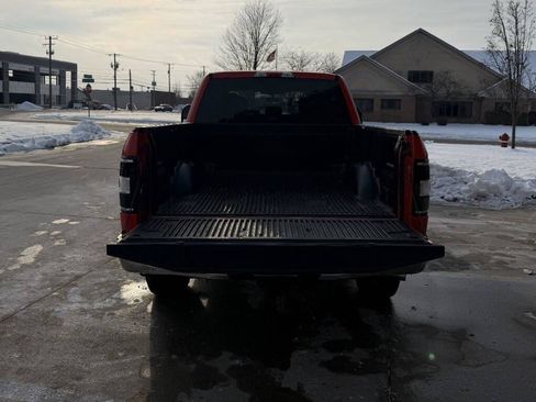 Used 2019 Ford F150 XLT w/ Max Trailer Tow Package image 8