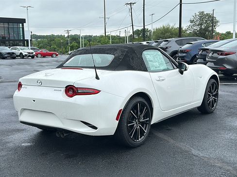 New 2026 MAZDA MX-5 Miata Grand Touring RWD image 8