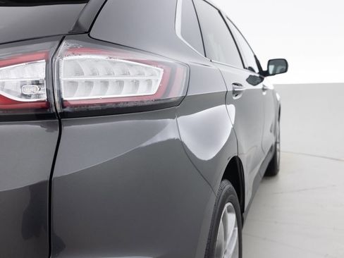 Used 2018 Ford Edge Titanium w/ Equipment Group 302A image 13