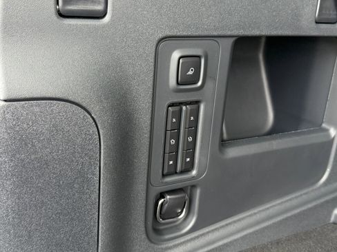 New 2026 Lincoln Navigator Reserve AWD/4WD image 18