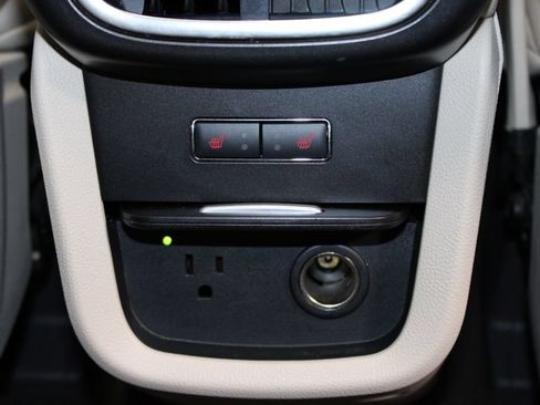 Used 2019 Lincoln Nautilus Reserve FWD image 34