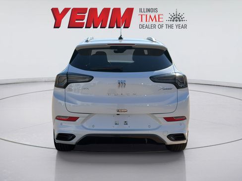 Used 2024 Buick Encore GX Avenir w/ Avenir Technology Package AWD/4WD image 7