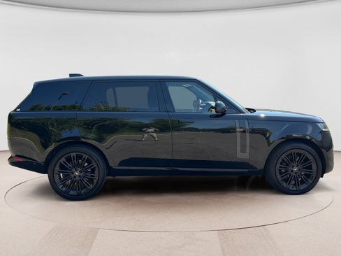 Used 2023 Land Rover Range Rover Long Wheelbase Autobiography AWD/4WD image 6