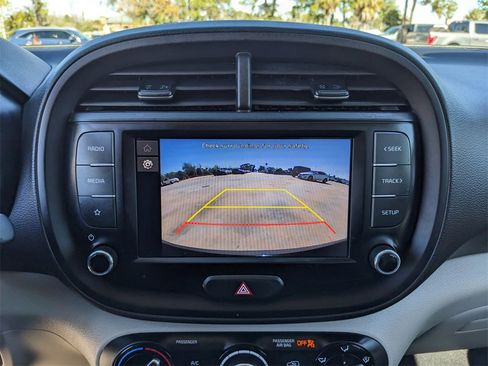 Certified 2024 Kia Soul LX w/ Option Group 015 image 24