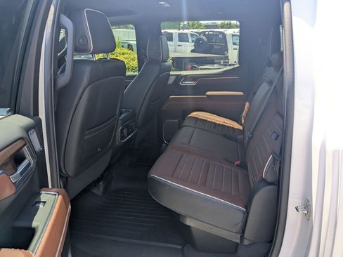 Used 2024 GMC Sierra 1500 Denali Ultimate AWD/4WD image 31