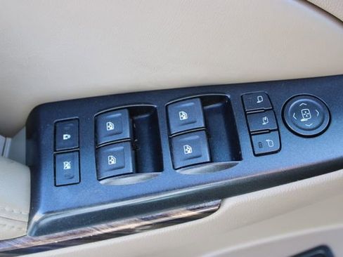 Used 2015 GMC Yukon SLT w/ Open Road Package RWD image 14