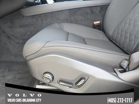 New 2026 Volvo XC60 B5 Plus w/ Protection Package Premier AWD/4WD image 23