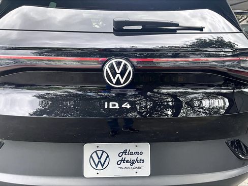 Used 2023 Volkswagen ID.4 Pro S RWD image 32
