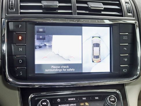 Used 2020 Lincoln Continental Reserve image 22