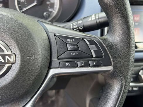 Used 2024 Nissan Versa SV FWD image 13