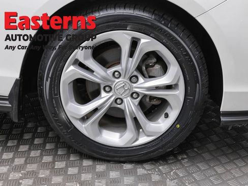 Used 2023 Honda Accord LX image 30