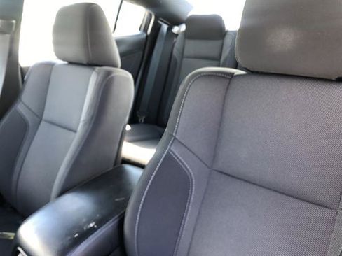 Used 2019 Dodge Charger SXT w/ Blacktop Package RWD image 10