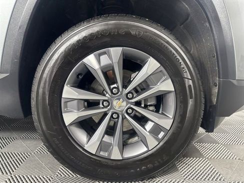 Used 2026 Chevrolet Equinox LT w/ Convenience Package II FWD image 34