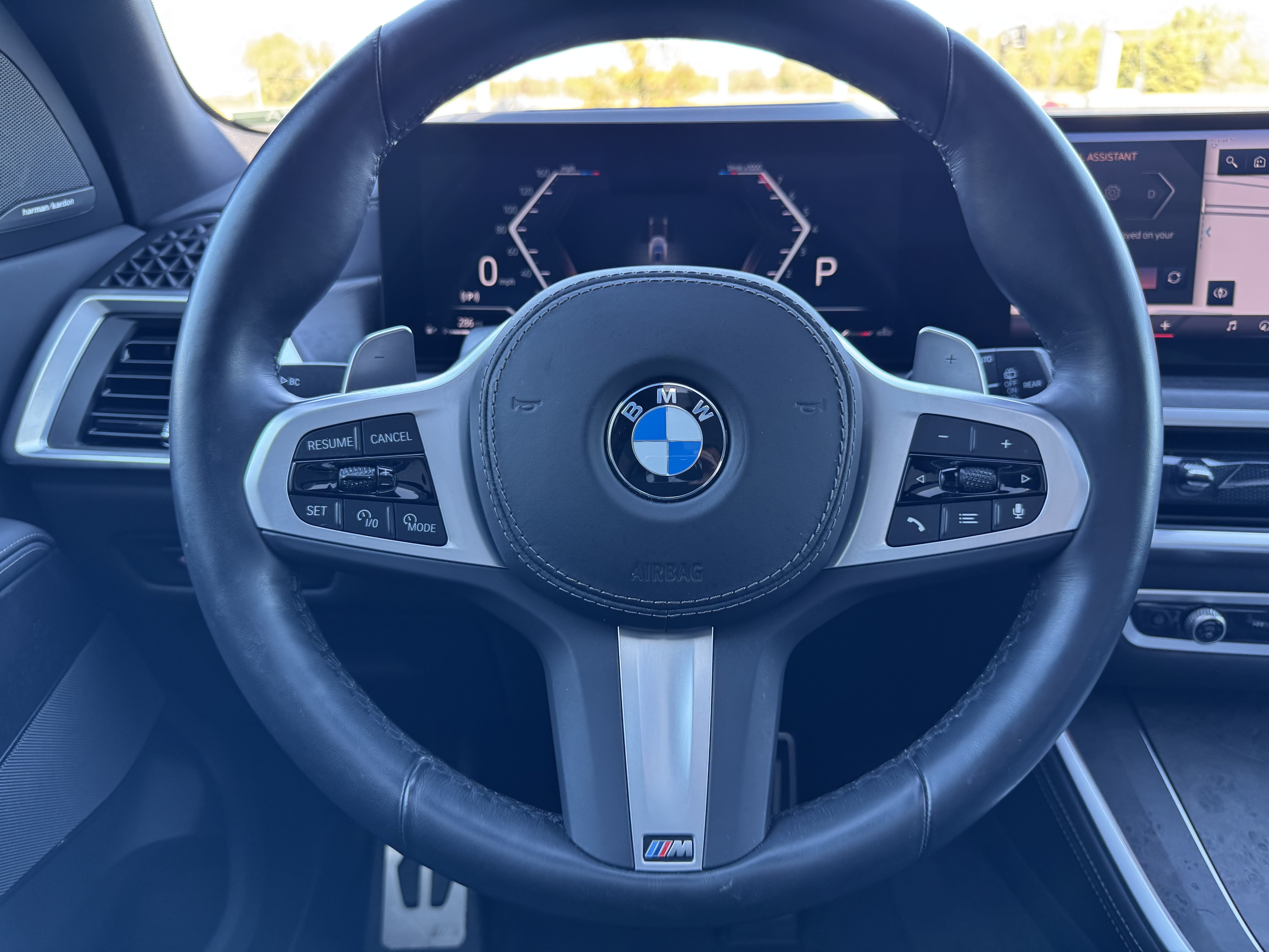 Used 2024 BMW X5 xDrive40i w/ M Sport Package AWD/4WD image 16