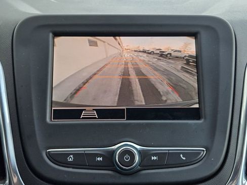 Used 2024 Chevrolet Equinox LT image 15