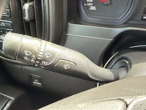 Used 2021 Chevrolet Silverado 1500 Custom w/ LPO, Dark Essentials Package AWD/4WD image 12