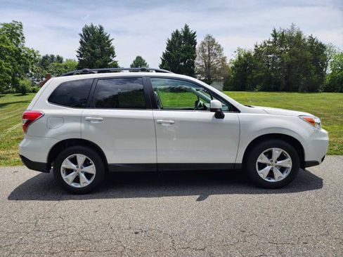 Used 2015 Subaru Forester 2.5i Premium w/ Popular Package #2 AWD/4WD image 5