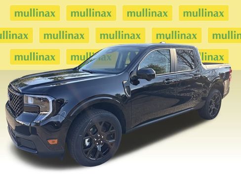 New 2025 Ford Maverick Lariat w/ Black Appearance Package image 10