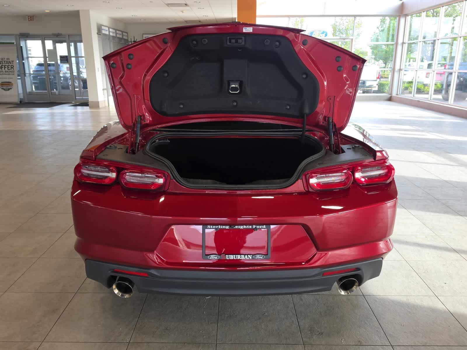 Used 2021 Chevrolet Camaro LT RWD image 10
