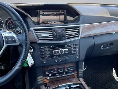 Used 2013 Mercedes-Benz E 350 Sedan w/ Premium 1 Pkg image 6