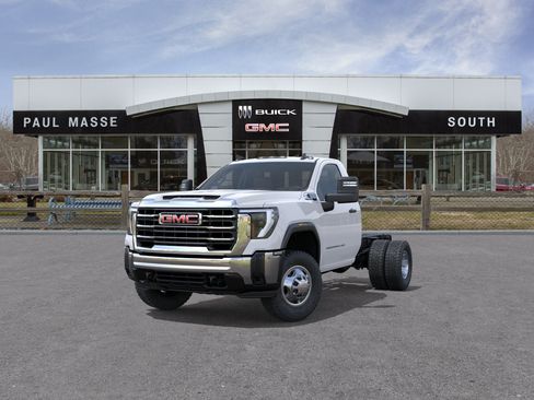 New 2026 GMC Sierra 3500 Pro w/ Convenience Package AWD/4WD image 8