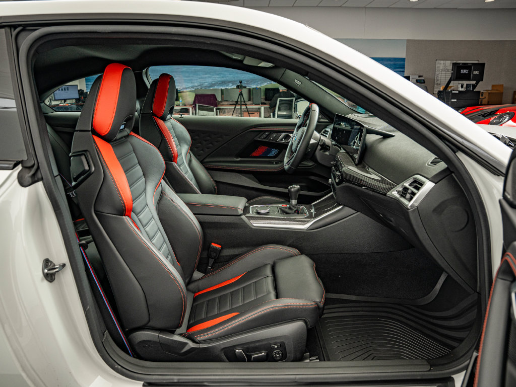 Used 2025 BMW M2 w/ Lighting Package RWD image 42
