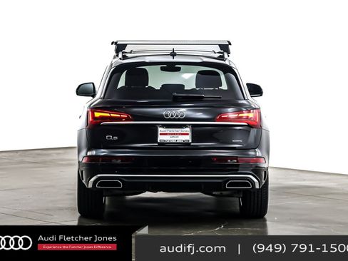 Used 2024 Audi Q5 e Prestige w/ Prestige Package image 4