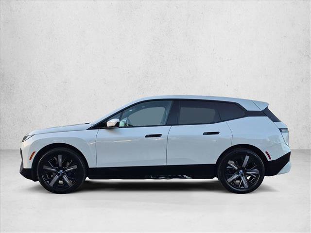 Certified 2024 BMW iX xDrive50 w/ Premium Package AWD/4WD image 9