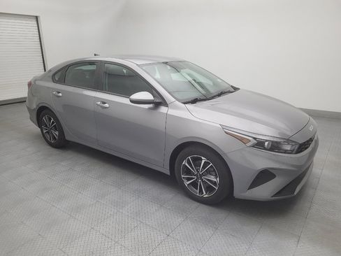 Used 2024 Kia Forte LXS FWD image 11