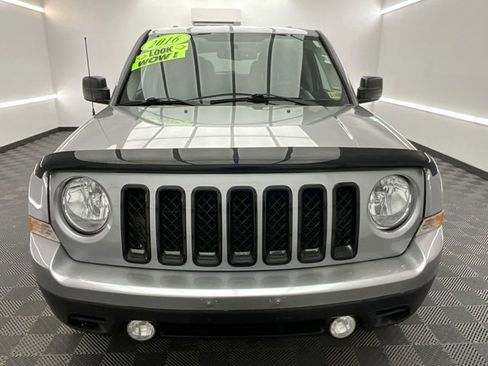 Used 2016 Jeep Patriot Sport image 2